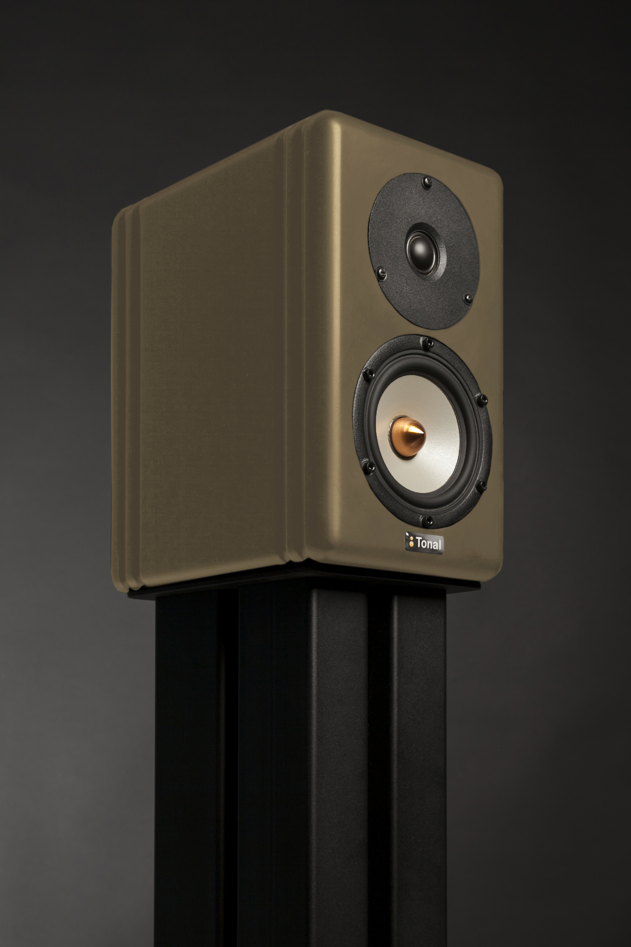 Classico (R) on Target RS stands