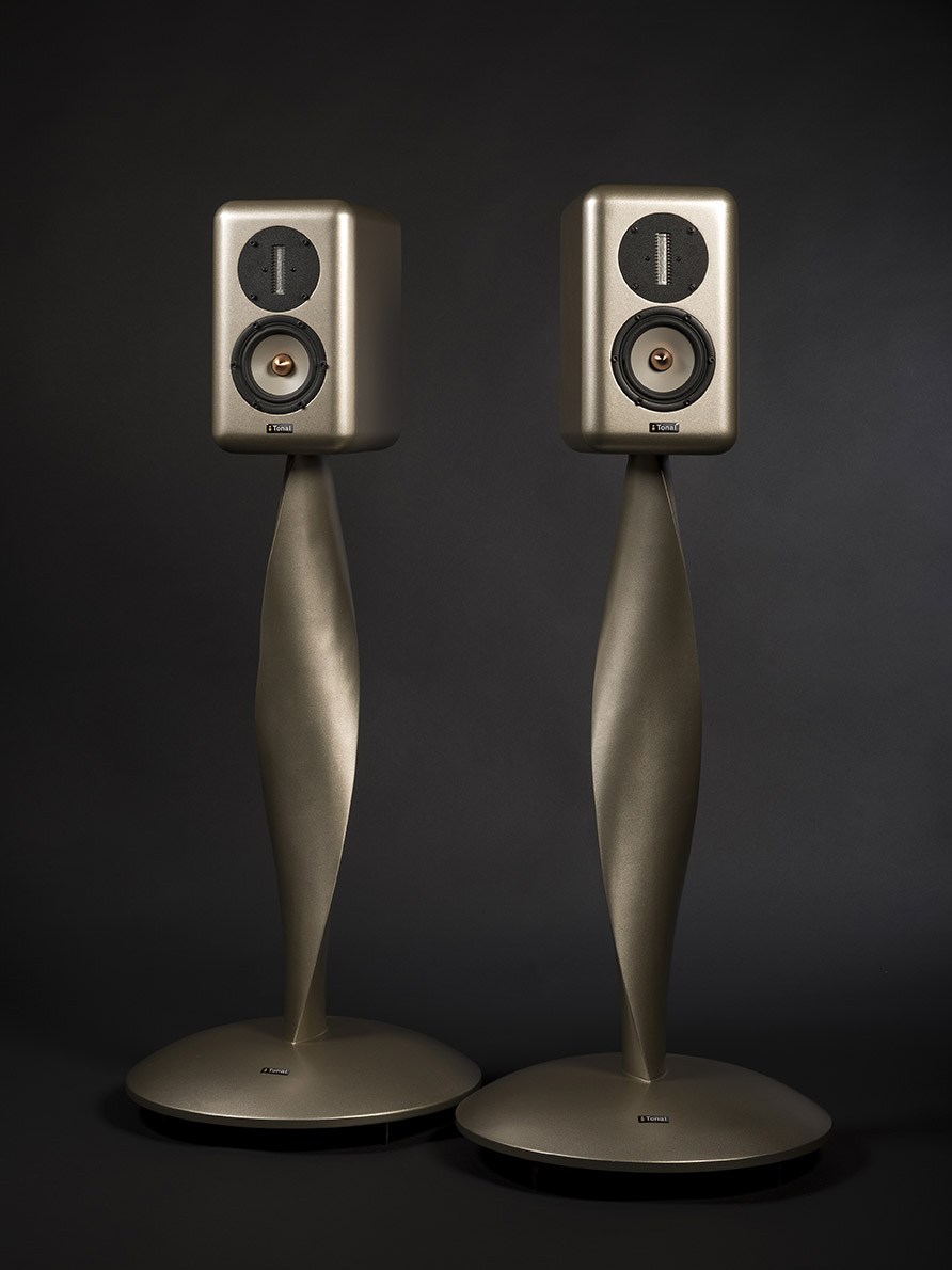 Mini (R) on Pirouette stands